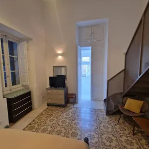 No 60, 2nd Floor, Centrally Located, Fully Equipped Apartment Il-Furjana
