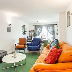  Apartment Unique Vintage